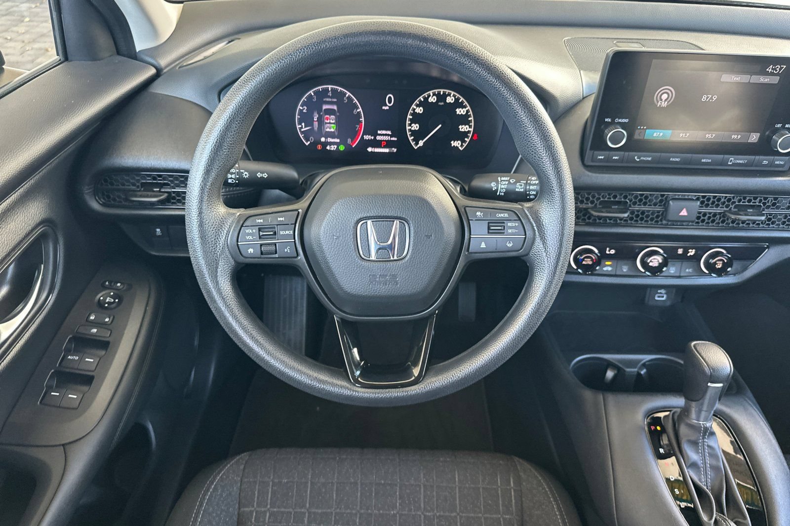 Used 2024 Honda HR-V LX image 14