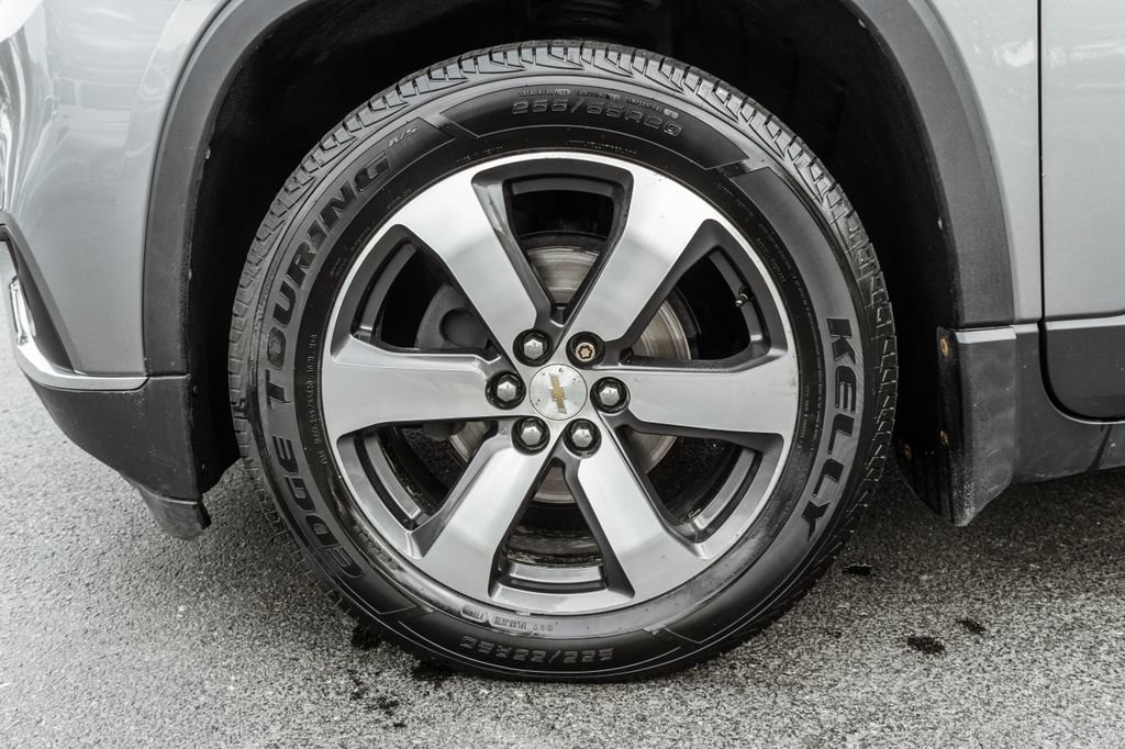 Used 2018 Chevrolet Traverse LT AWD/4WD image 27