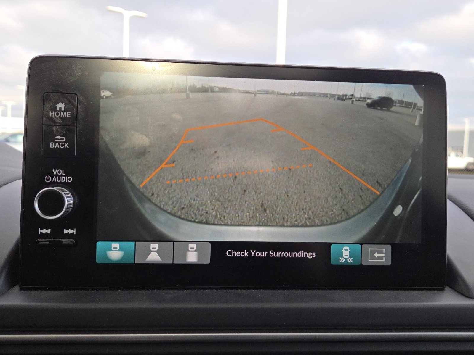 Used 2023 Honda Pilot Touring image 10