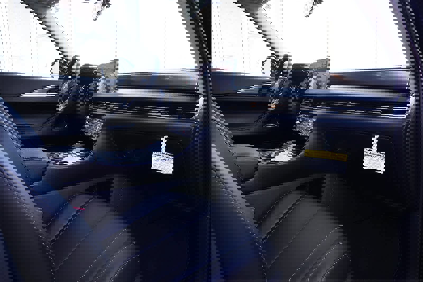 New 2026 INFINITI QX60 Luxe image 23