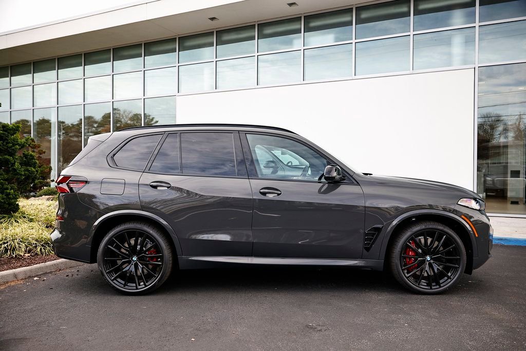 New 2026 BMW X5 M60i w/ Climate Comfort Package image 4