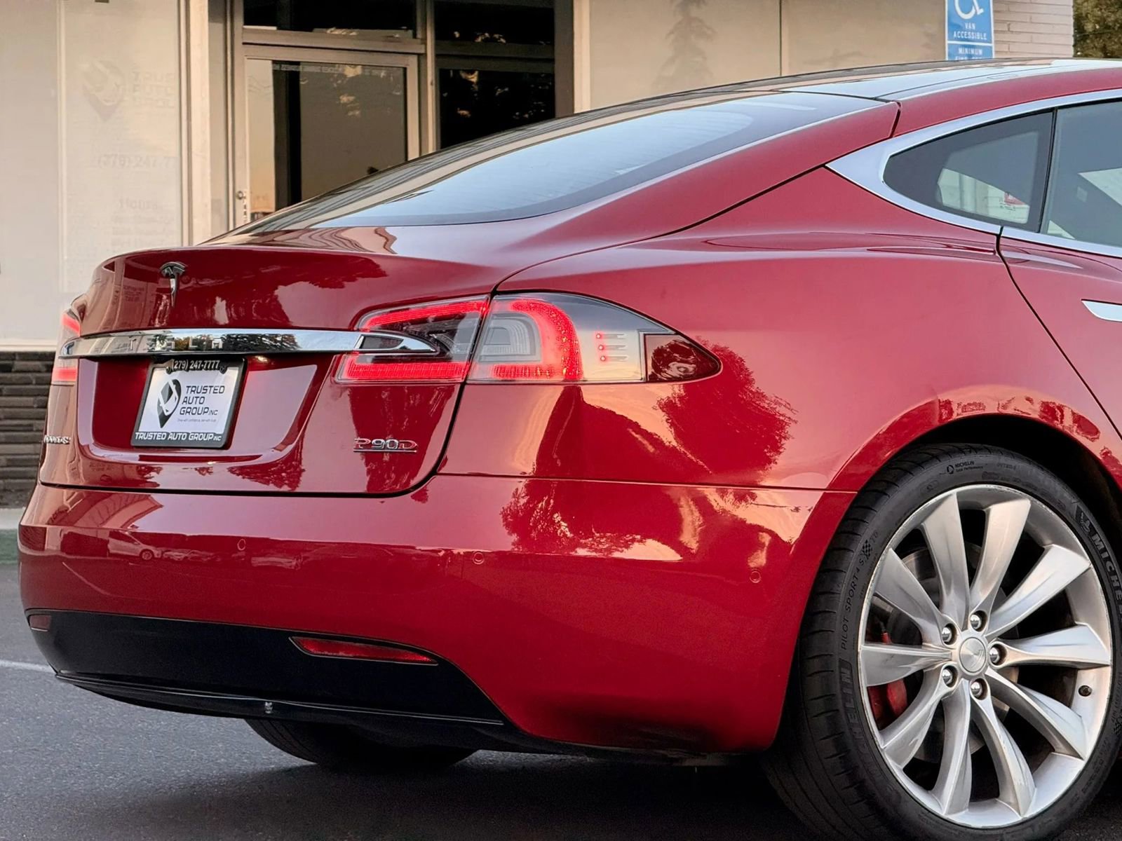 Used 2016 Tesla Model S P90D AWD/4WD image 9