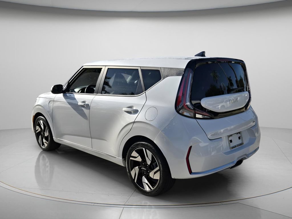 Used 2023 Kia Soul GT-Line w/ GT-Line Technology Package FWD image 8