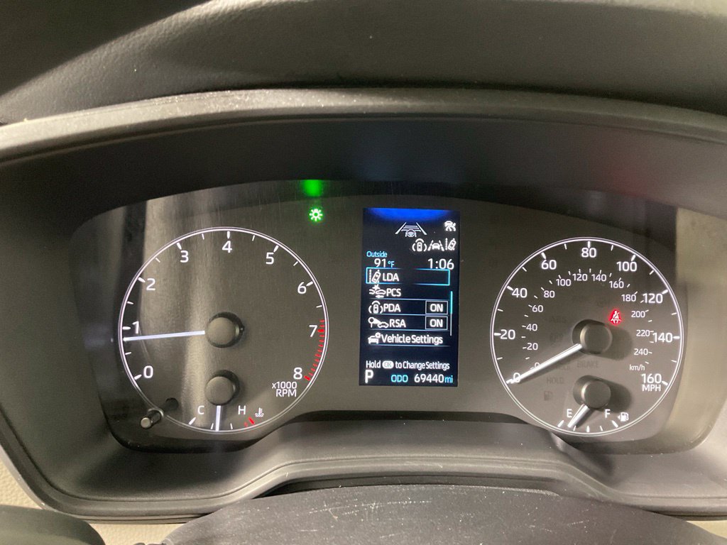 Used 2024 Toyota Corolla LE FWD image 25