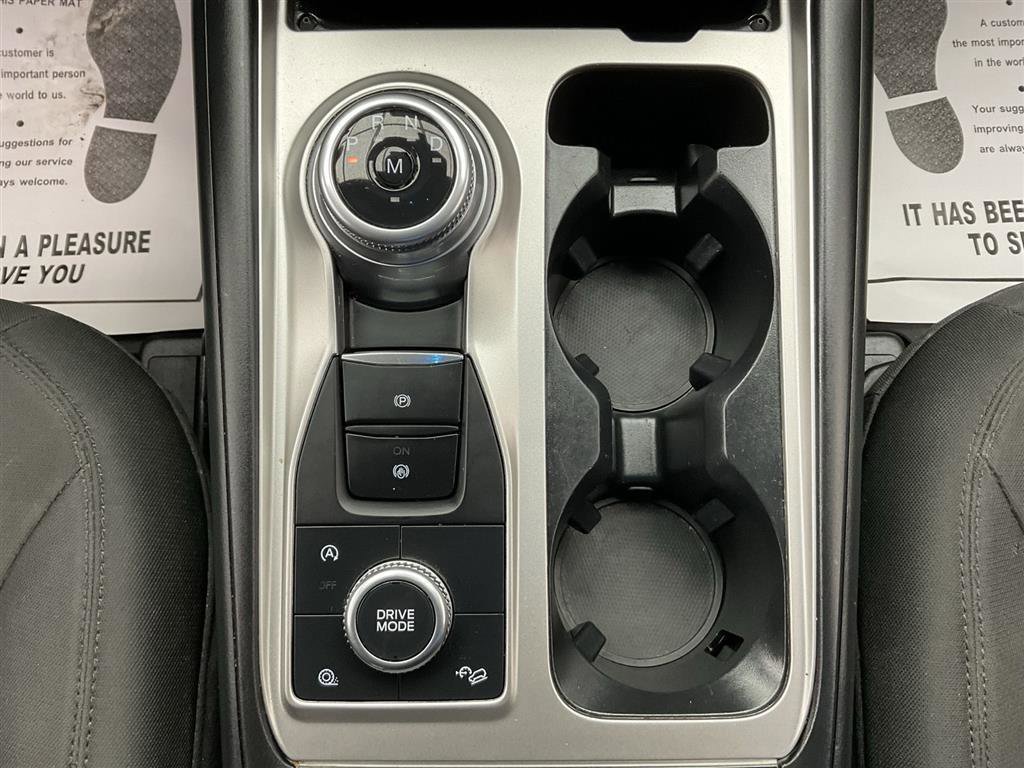 Used 2020 Ford Explorer XLT image 23