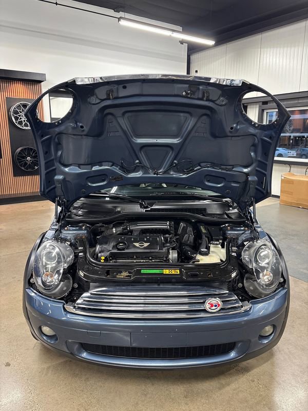 Used 2010 MINI Cooper Hardtop image 59