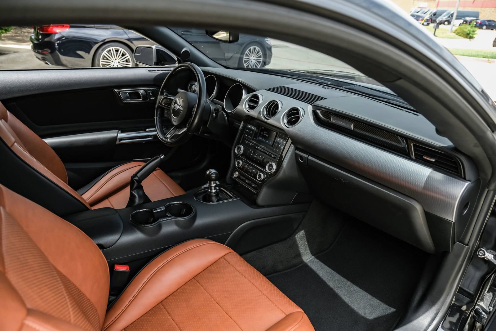 Used 2018 Ford Mustang GT RWD image 17