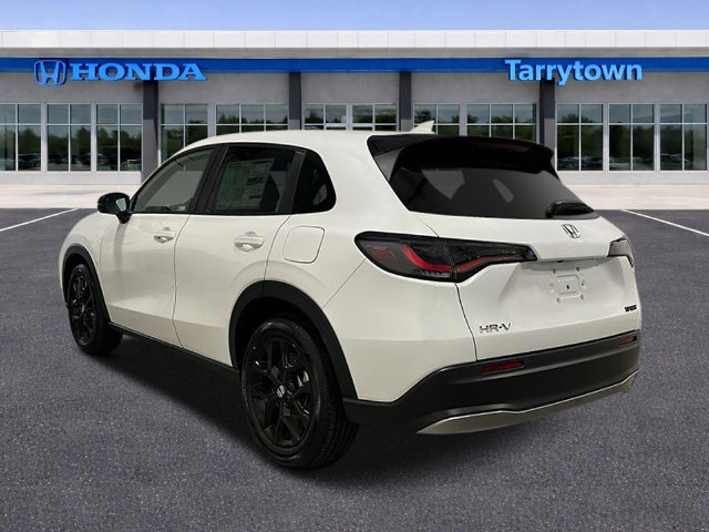 New 2025 Honda HR-V Sport image 3