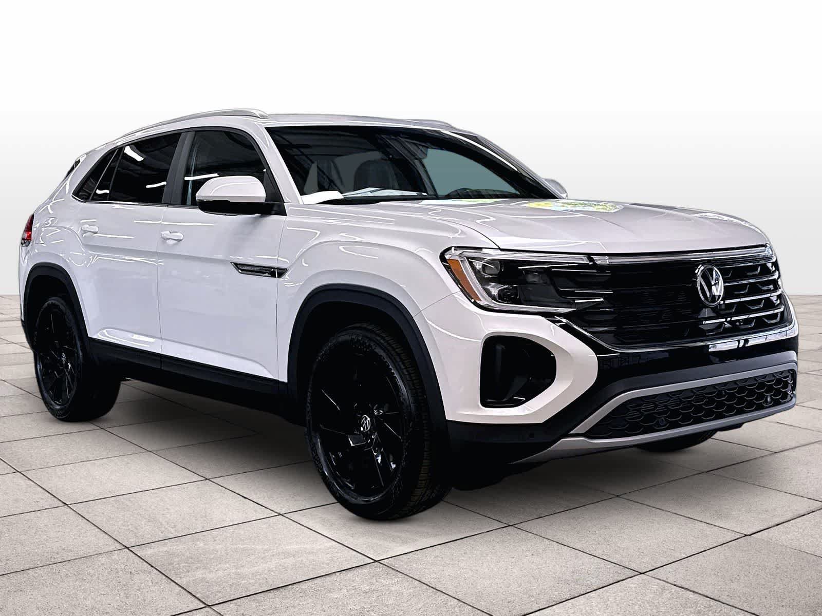 New 2026 Volkswagen Atlas Cross Sport SE AWD/4WD image 2
