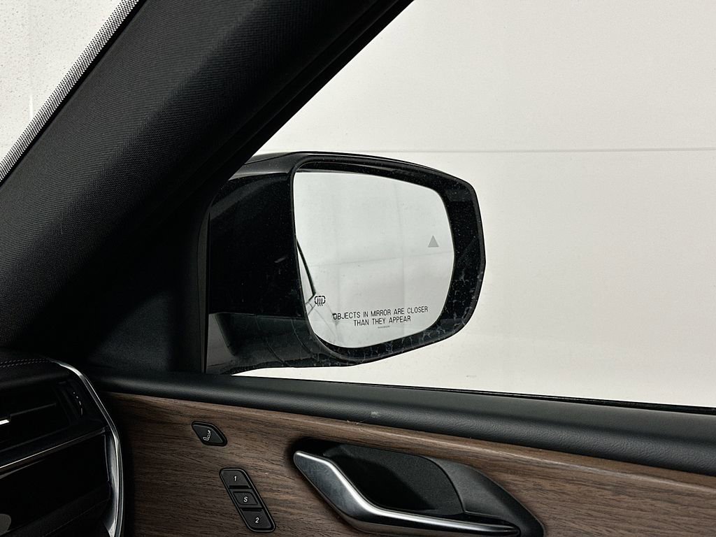 Used 2022 Jeep Grand Cherokee Summit w/ Luxury Tech Group V image 24