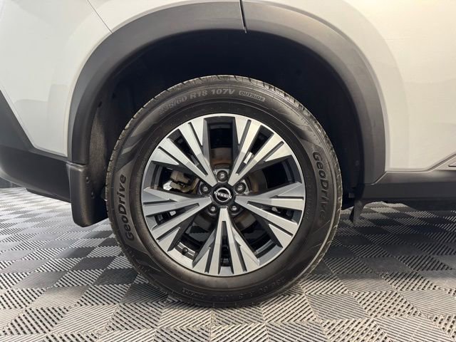 Used 2022 Nissan Rogue SV image 37