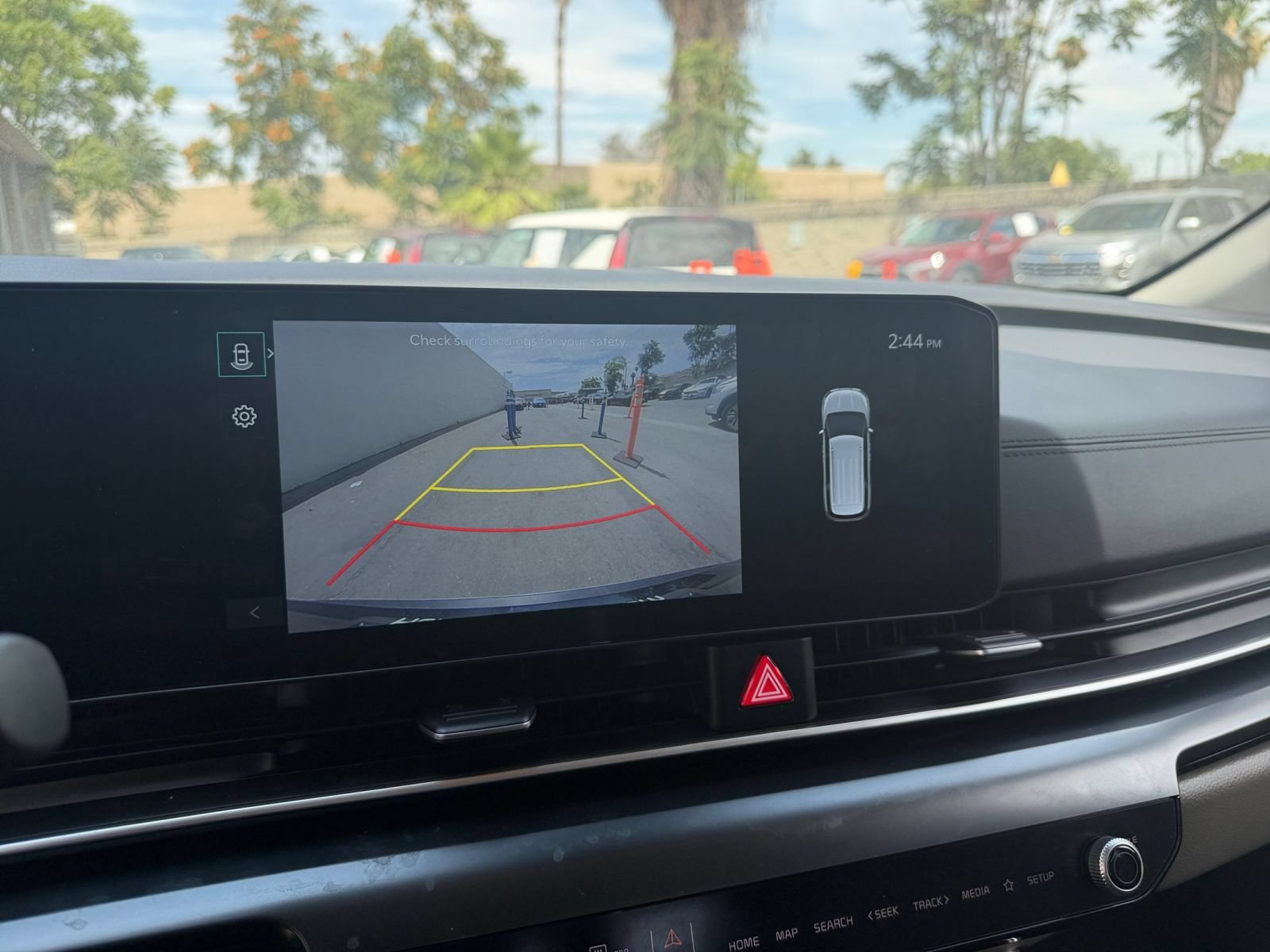 Used 2026 Kia Carnival FWD image 25