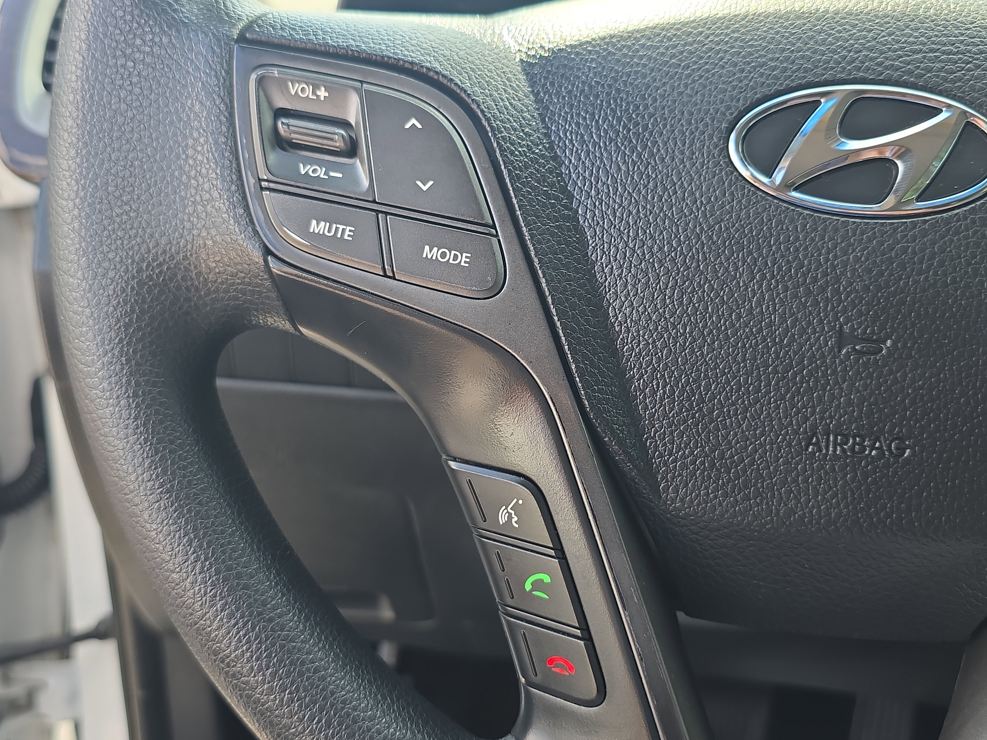 Used 2018 Hyundai Santa Fe Sport FWD image 27