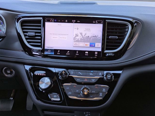 New 2026 Chrysler Pacifica Select FWD image 19