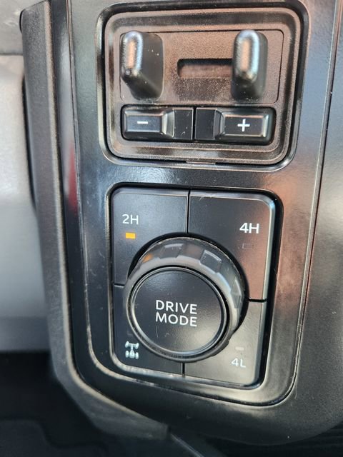 Used 2024 Ford F250 XLT w/ FX4 Off-Road Package image 23