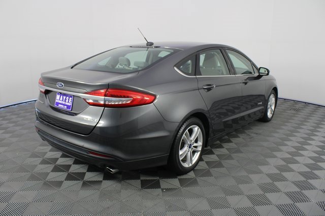 Used 2018 Ford Fusion S image 23