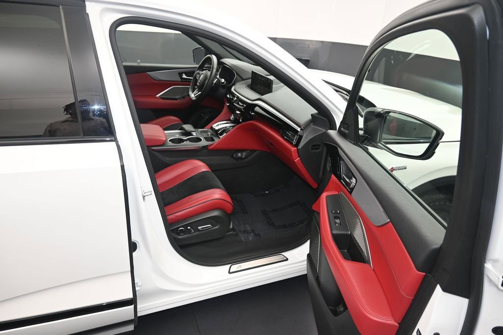 Used 2022 Acura MDX A-Spec AWD/4WD image 10