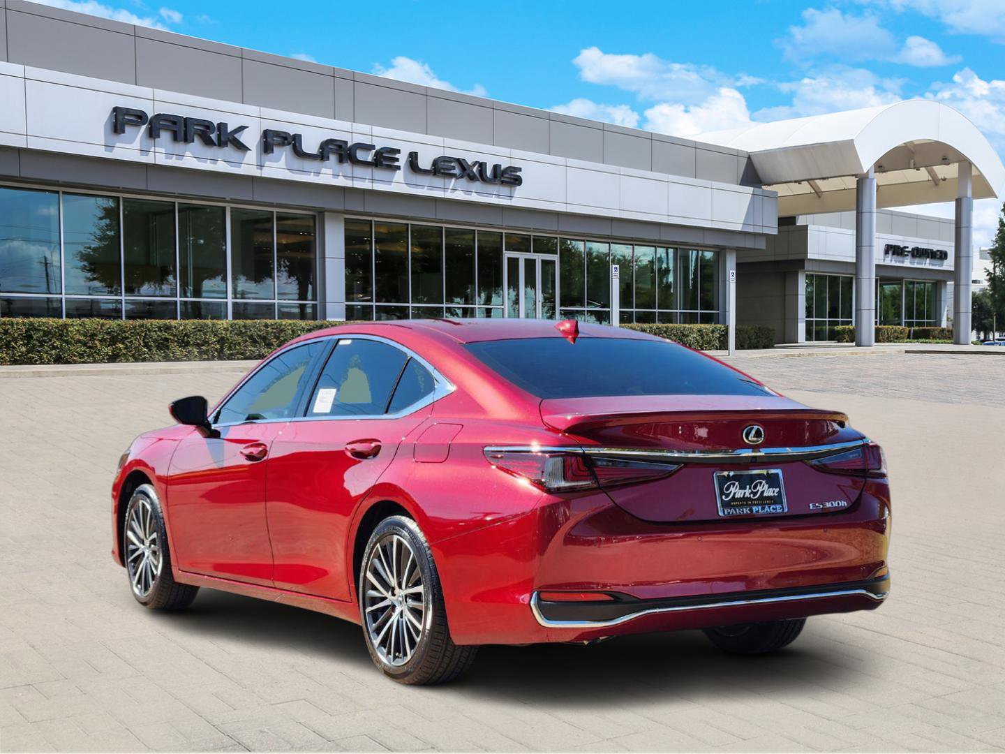 New 2025 Lexus ES 300h w/ Premium Package image 4