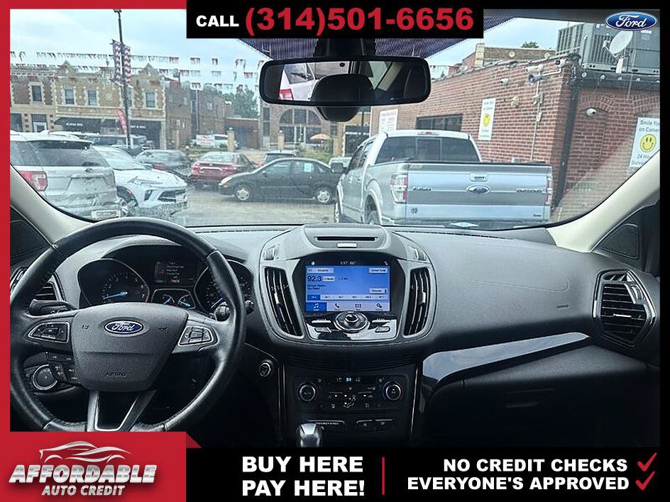 Used 2017 Ford Escape Titanium FWD image 12