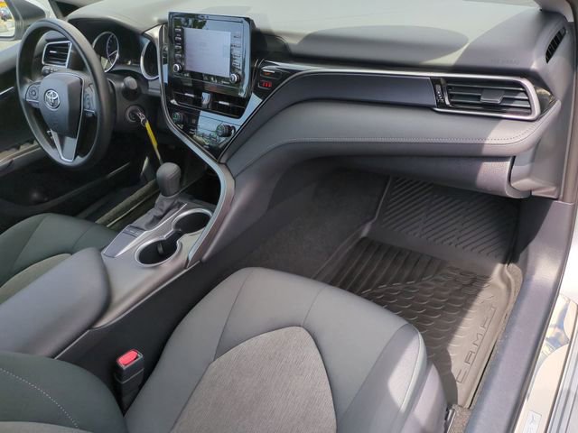 Used 2022 Toyota Camry LE FWD image 27