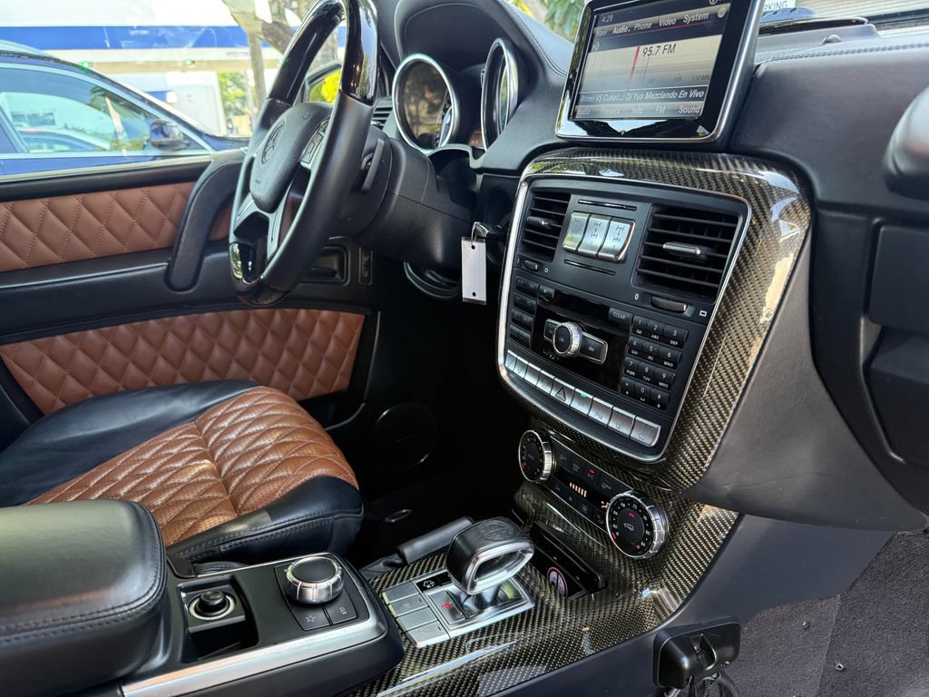 Used 2014 Mercedes-Benz G 63 AMG 4MATIC image 19