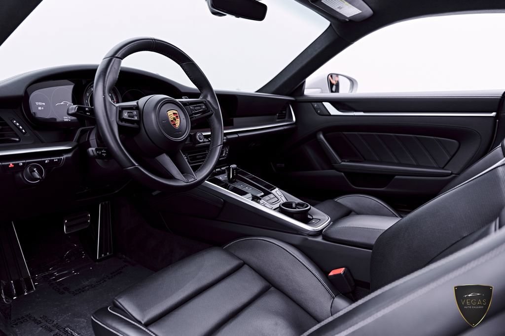Used 2022 Porsche 911 Turbo S AWD/4WD image 2