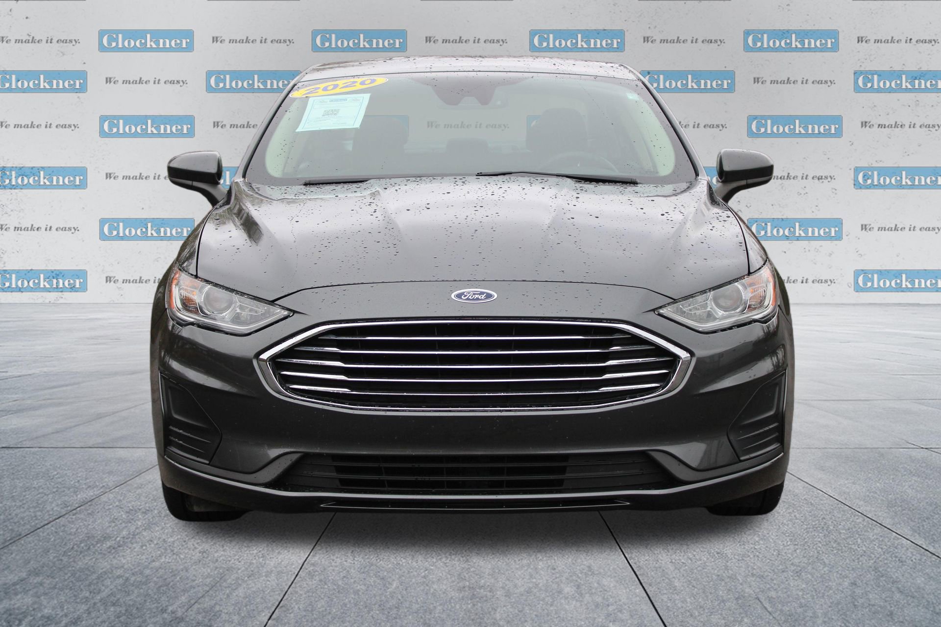 Used 2020 Ford Fusion SE image 2