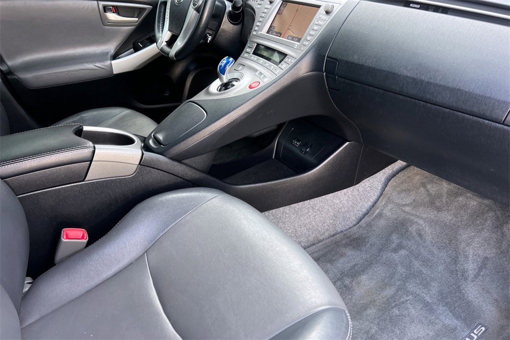 Used 2013 Toyota Prius Four image 18
