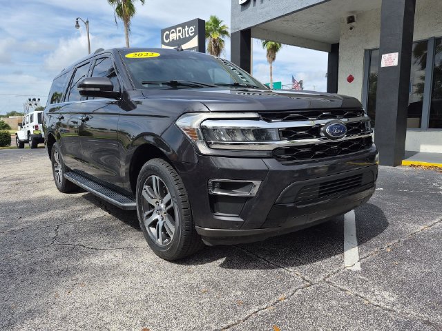 Used 2022 Ford Expedition Max Limited RWD image 3