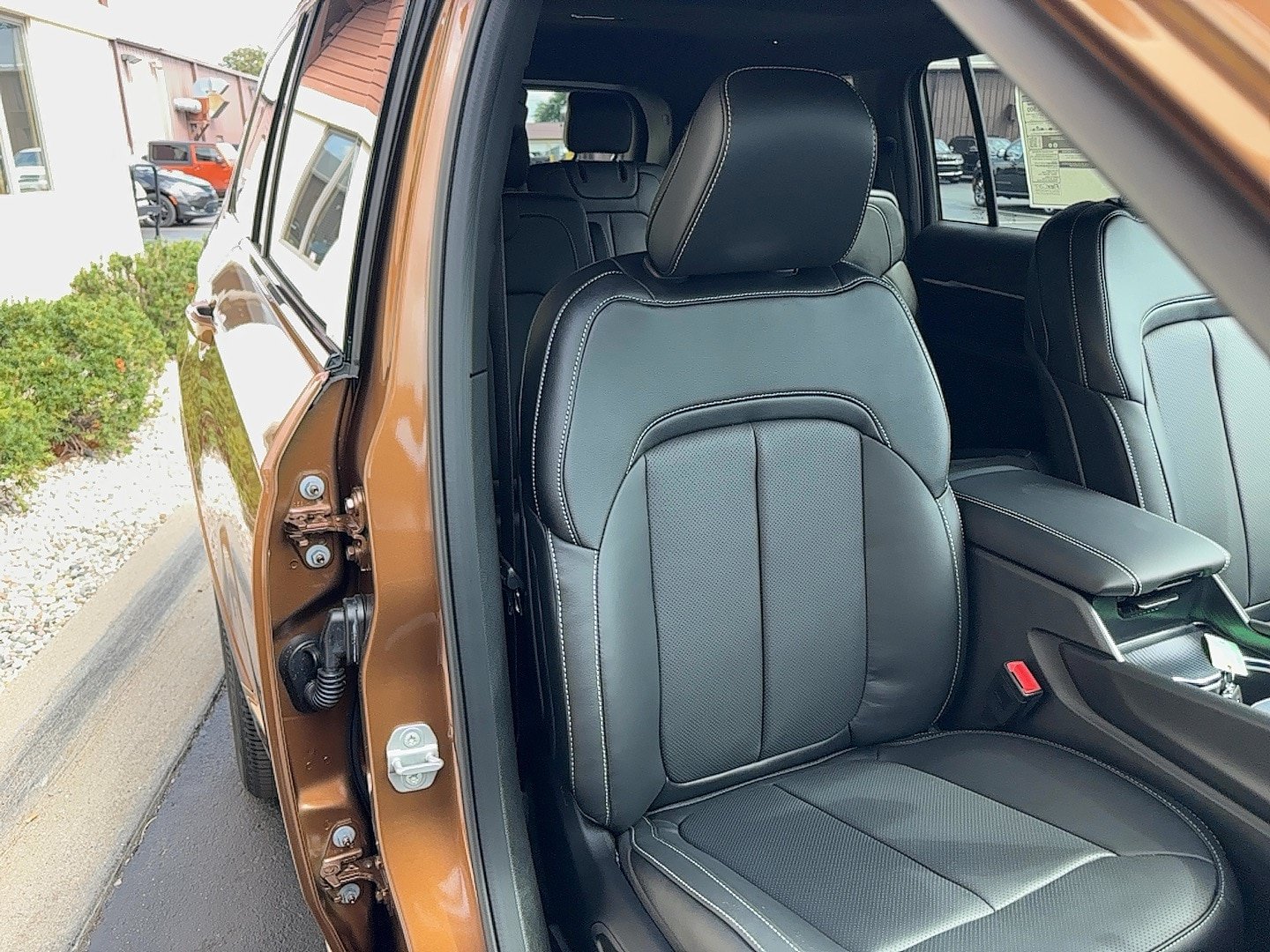New 2027 Jeep Grand Cherokee L Limited AWD/4WD image 5