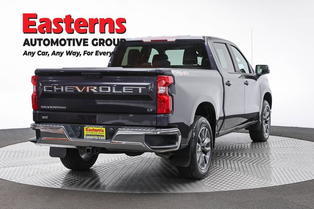 Used 2023 Chevrolet Silverado 1500 LT AWD/4WD image 5