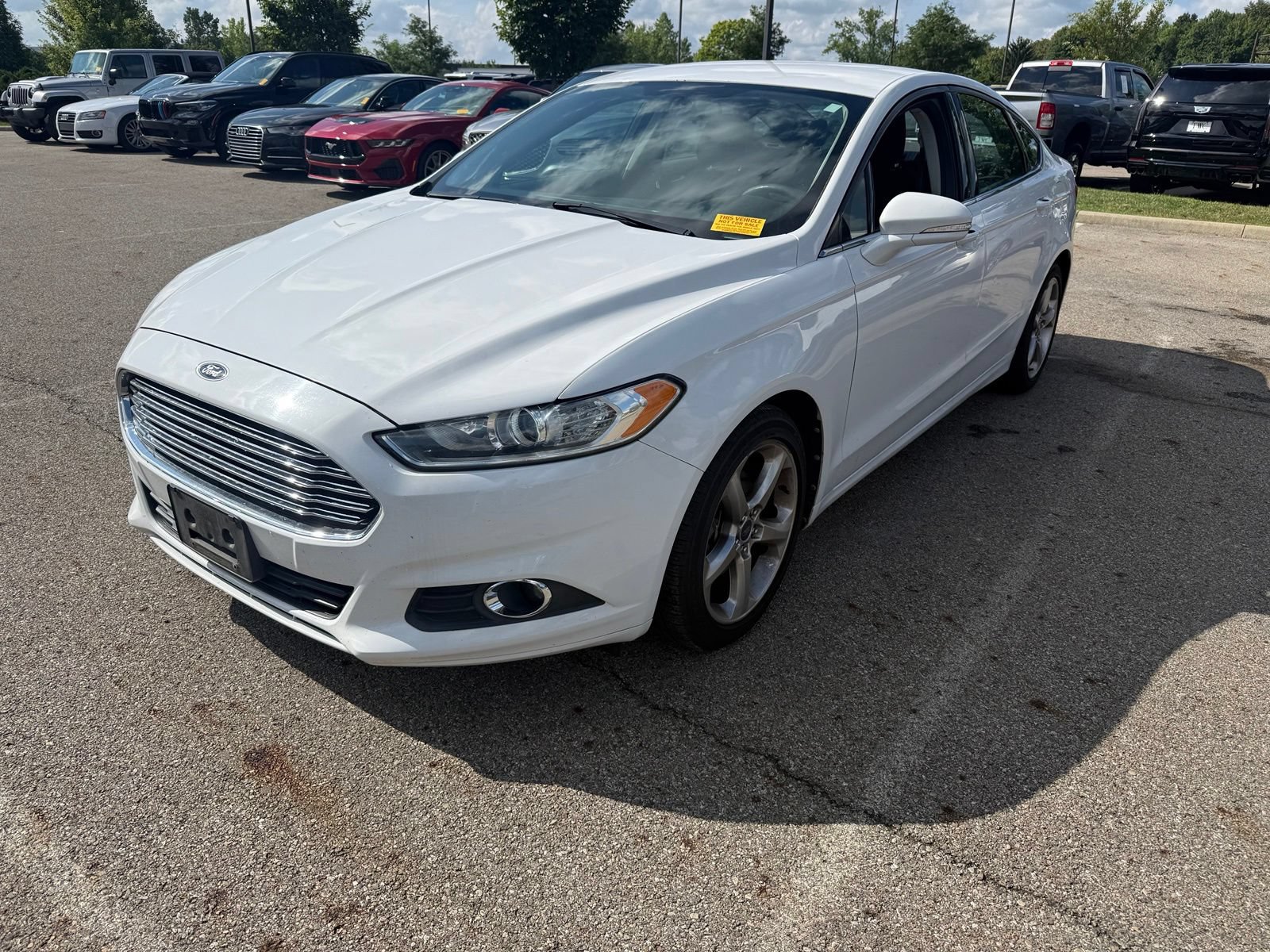 Used 2013 Ford Fusion SE FWD image 1