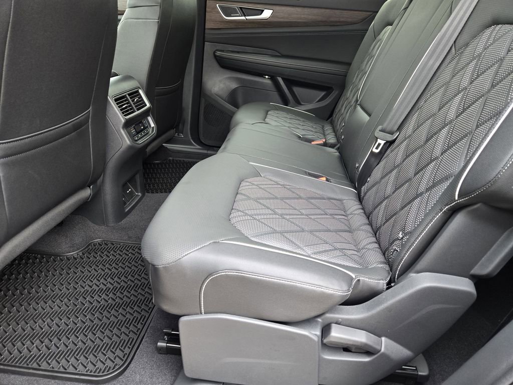 New 2026 Volkswagen Atlas SEL Premium R-Line image 22