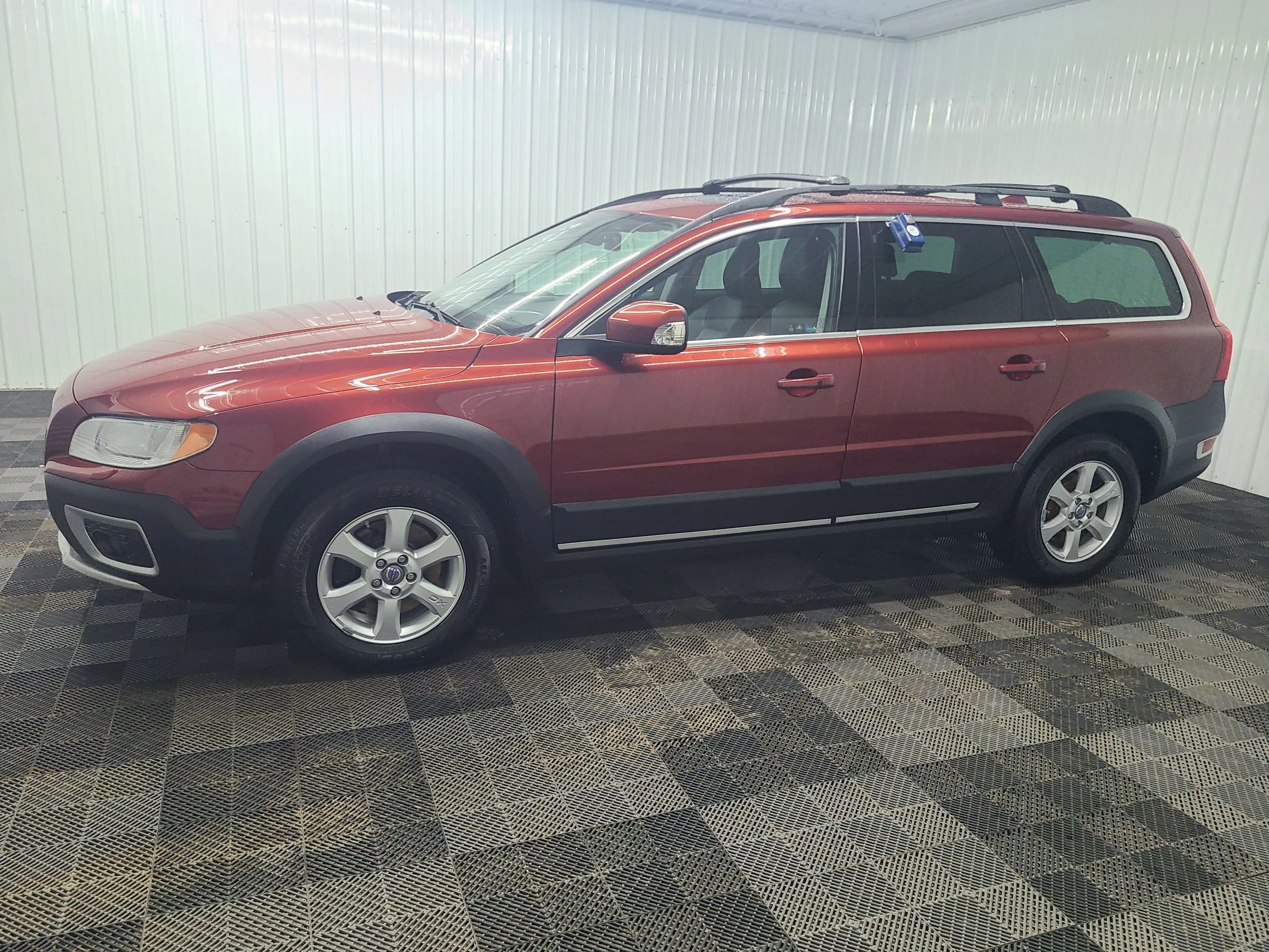 Used 2013 Volvo XC70 3.2 image 8