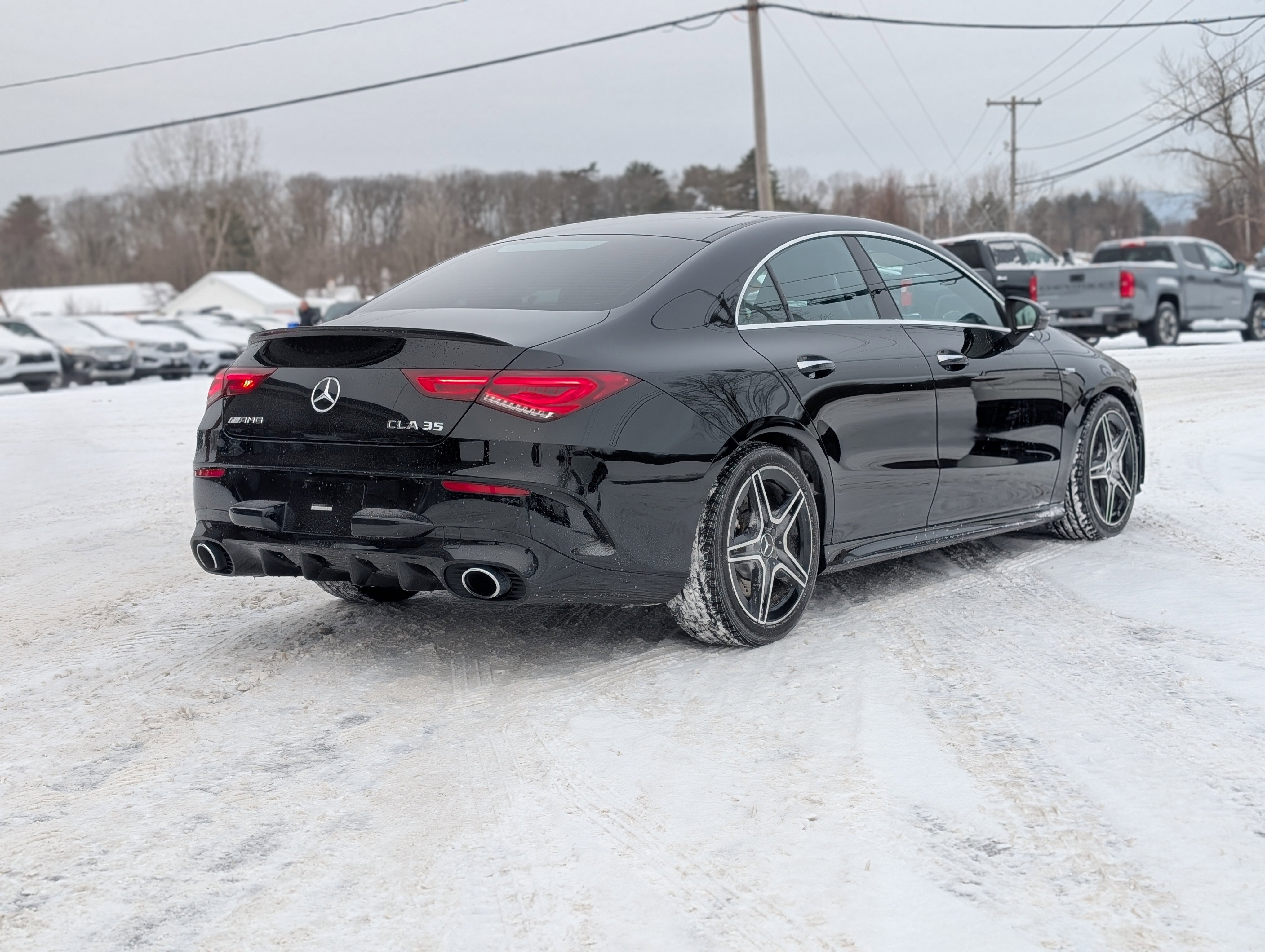 Used 2022 Mercedes-Benz CLA 35 AMG 4MATIC image 11