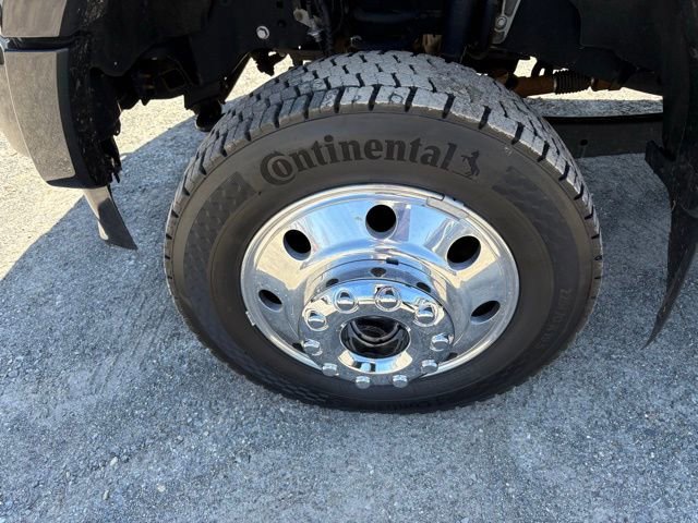 Used 2022 Ford F450 Limited w/ Snow Plow Prep Package AWD/4WD image 13