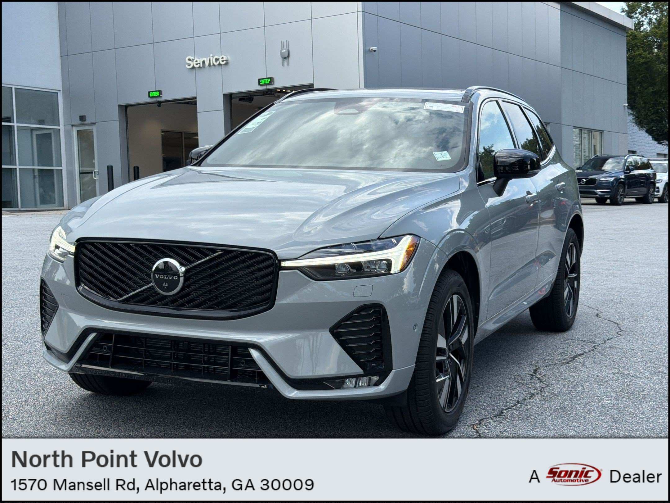 New 2026 Volvo XC60 B5 Plus w/ Climate Package