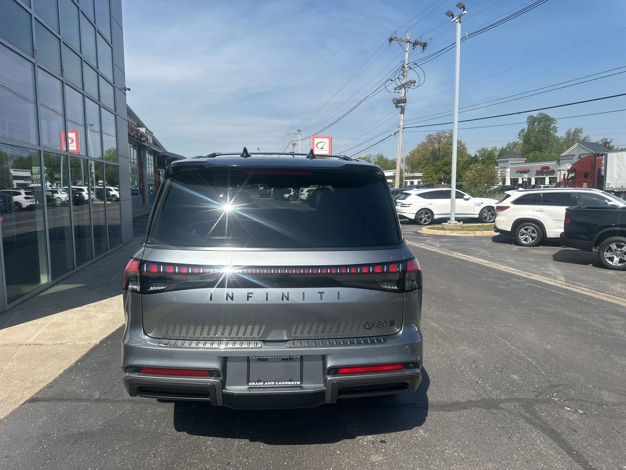 Used 2025 INFINITI QX80 Autograph w/ Autograph Exterior Package image 7