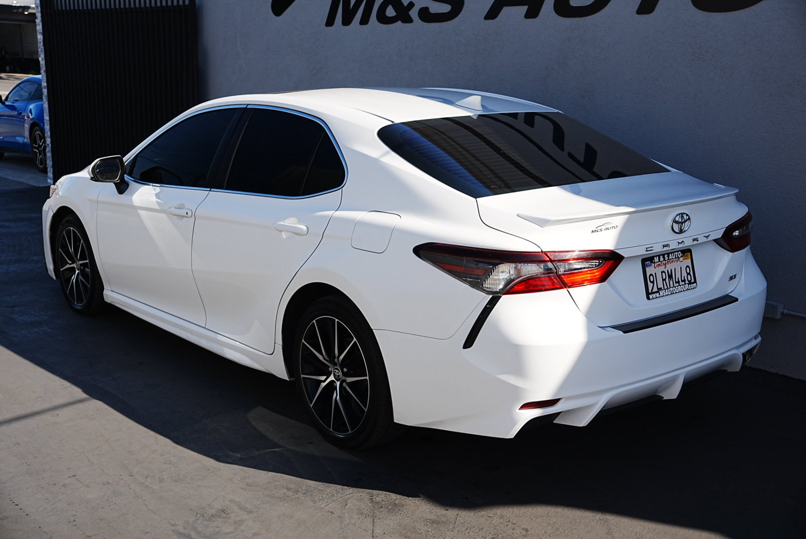 Used 2024 Toyota Camry SE image 6