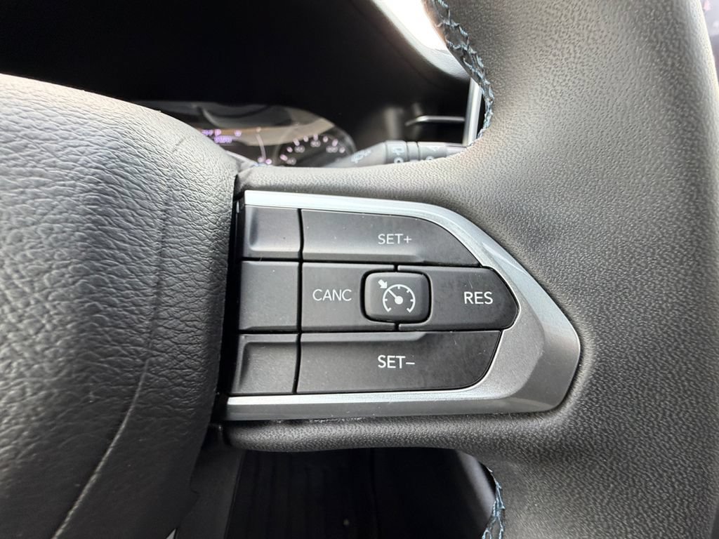 Used 2022 Jeep Compass Latitude AWD/4WD image 24