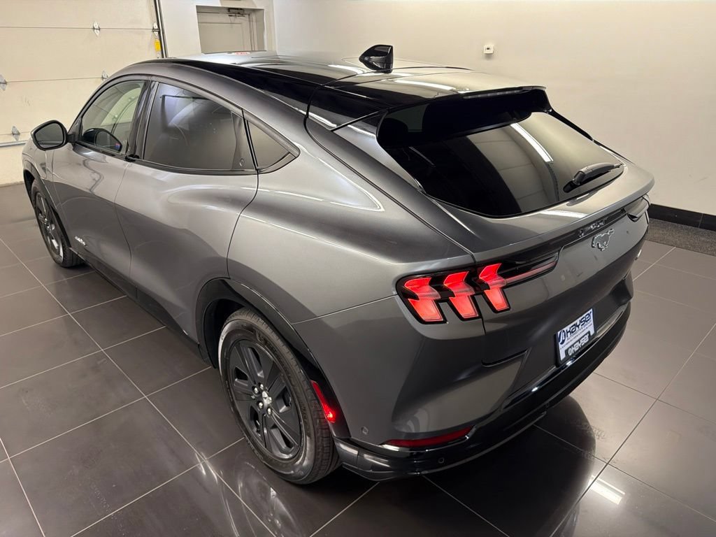 Certified 2023 Ford Mustang Mach-E California Route 1 AWD/4WD image 4