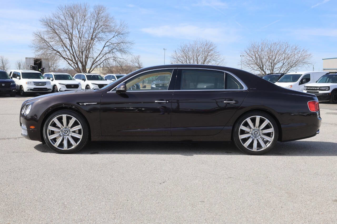 Used 2016 Bentley Flying Spur W12 image 7
