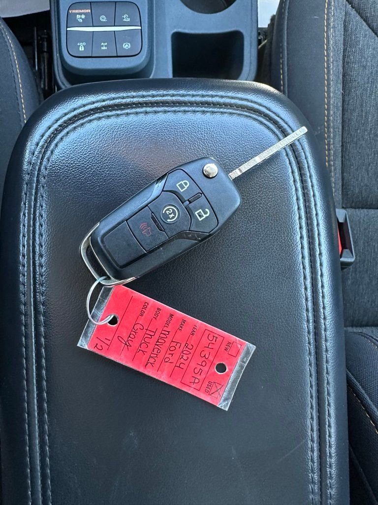 Used 2024 Ford Maverick Tremor w/ Tremor Off-Road Package image 32