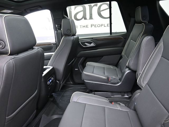 Used 2024 Chevrolet Tahoe Premier AWD/4WD image 23