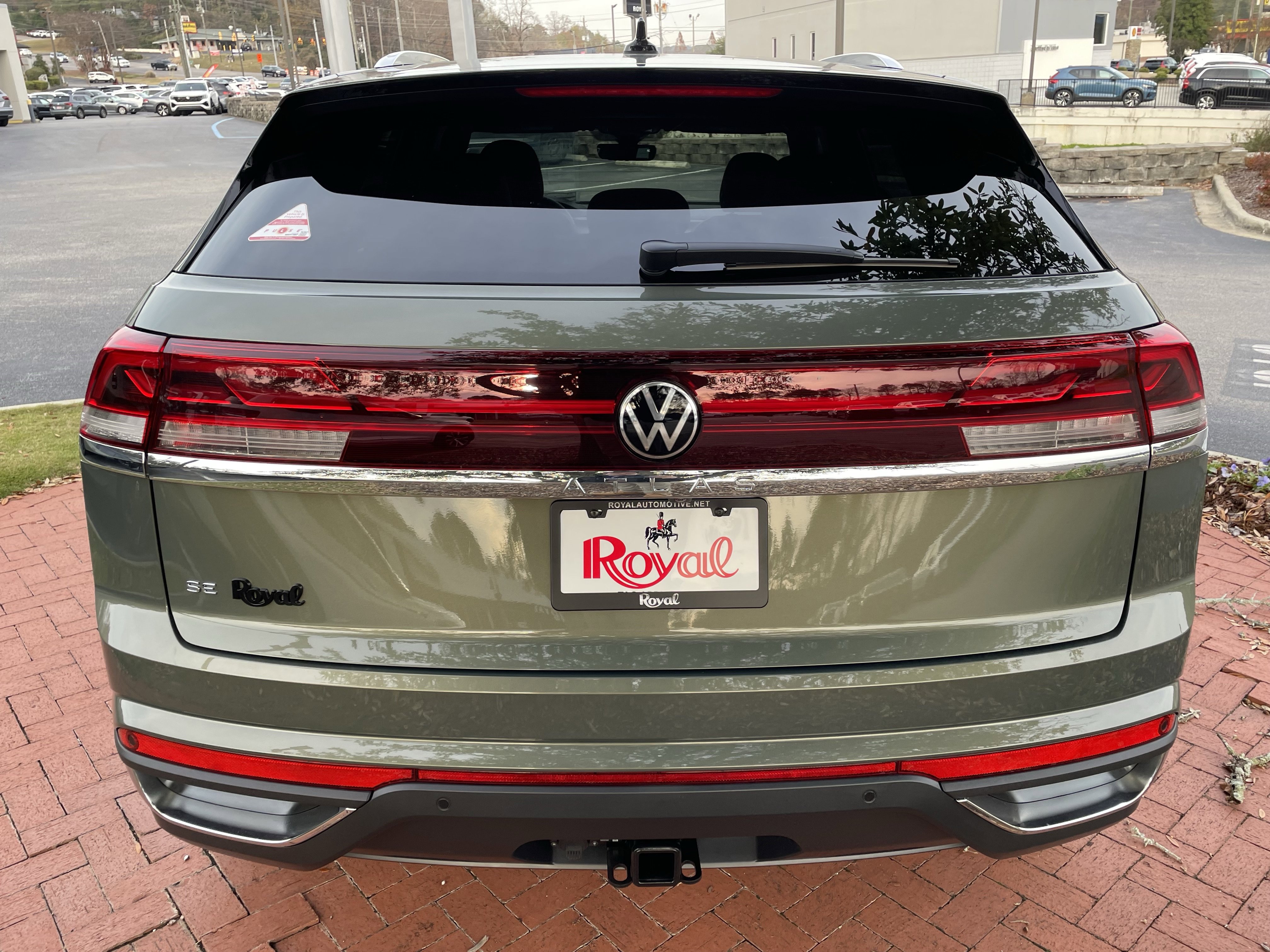 New 2026 Volkswagen Atlas Cross Sport SE image 5