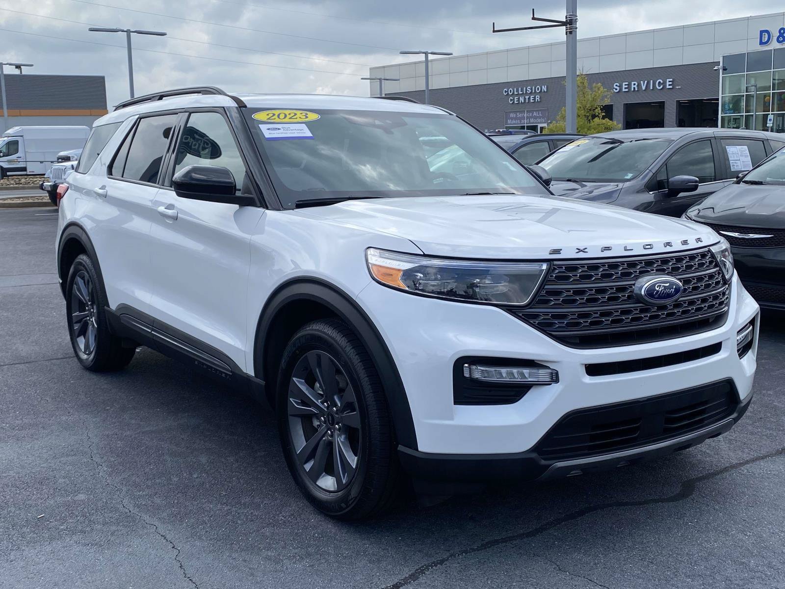 Certified 2023 Ford Explorer XLT w/ Equipment Group 202A