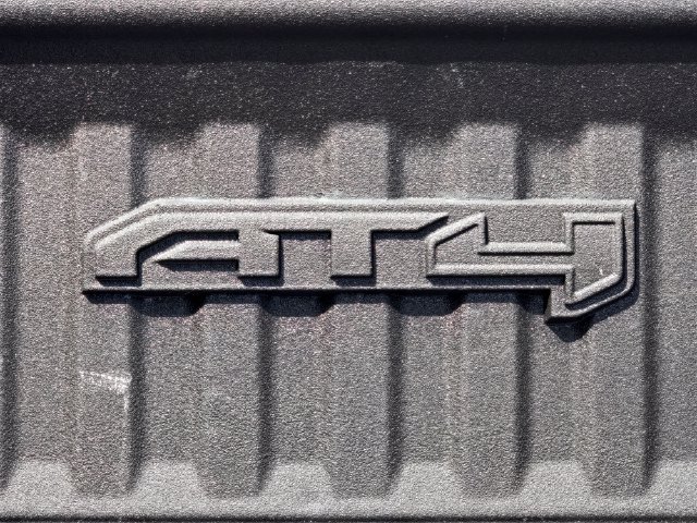 Used 2024 GMC Sierra 1500 AT4 w/ Technology Package AWD/4WD image 18