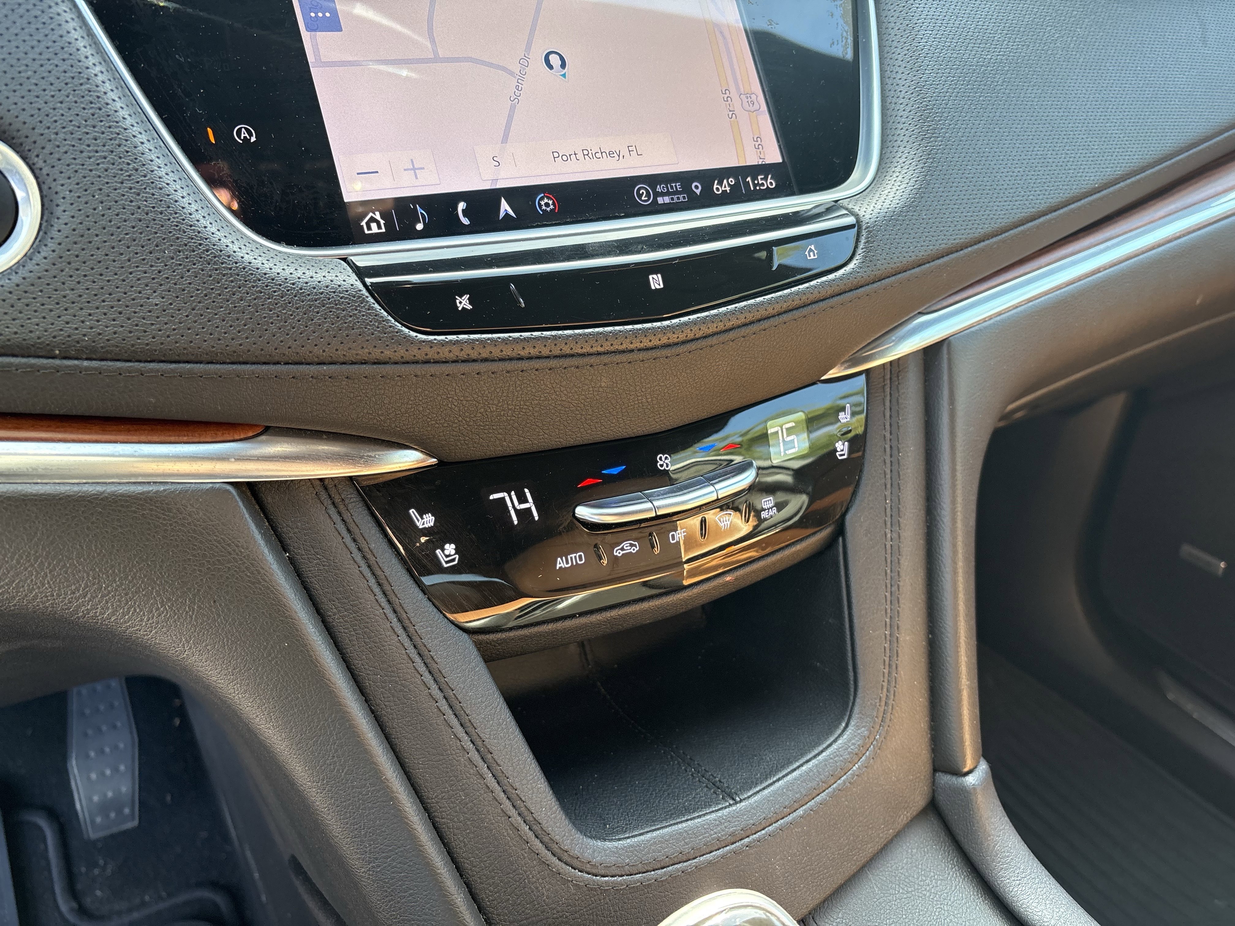 Used 2021 Cadillac XT5 Premium Luxury image 29