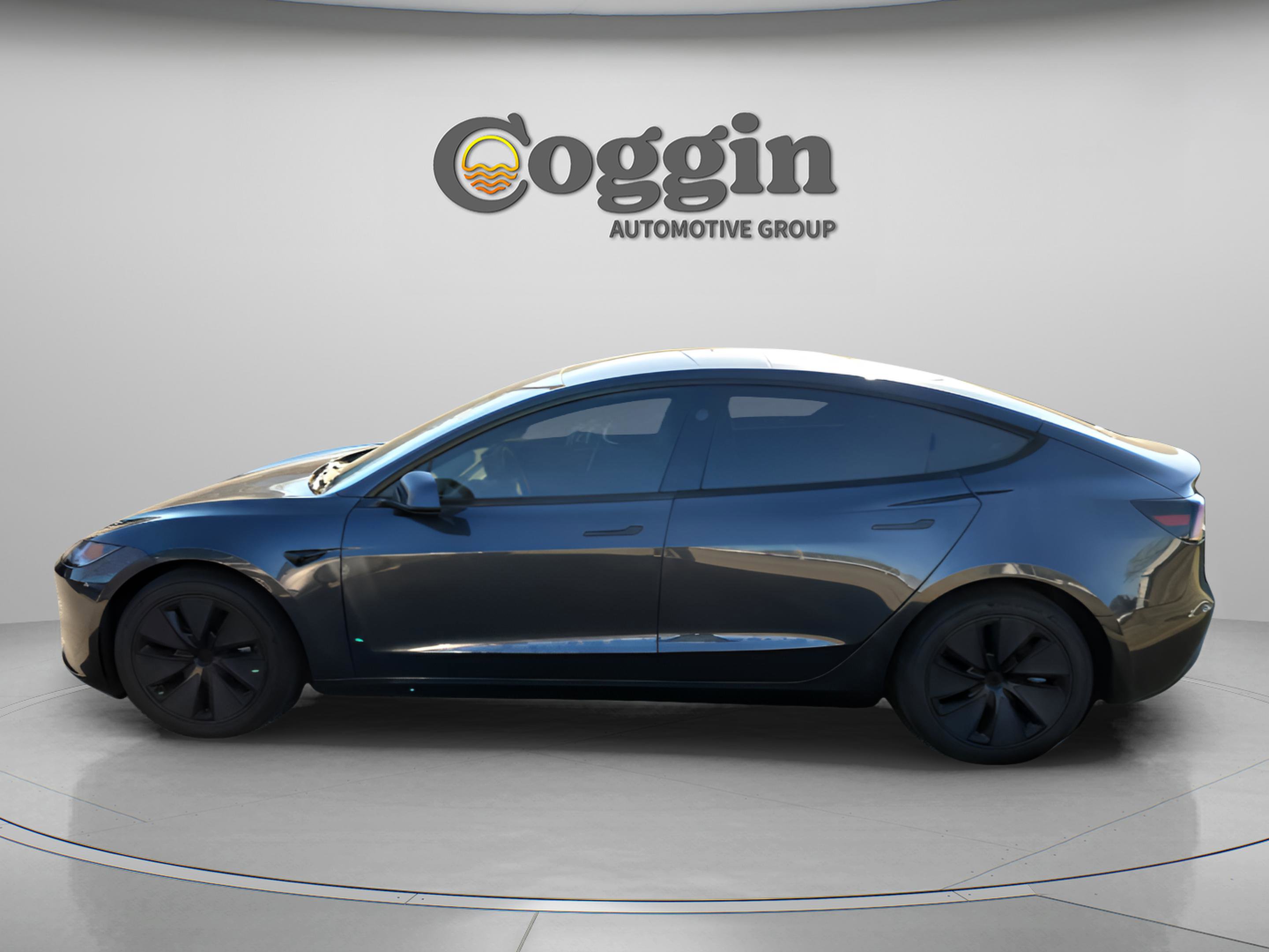 Used 2025 Tesla Model 3 Long Range image 3