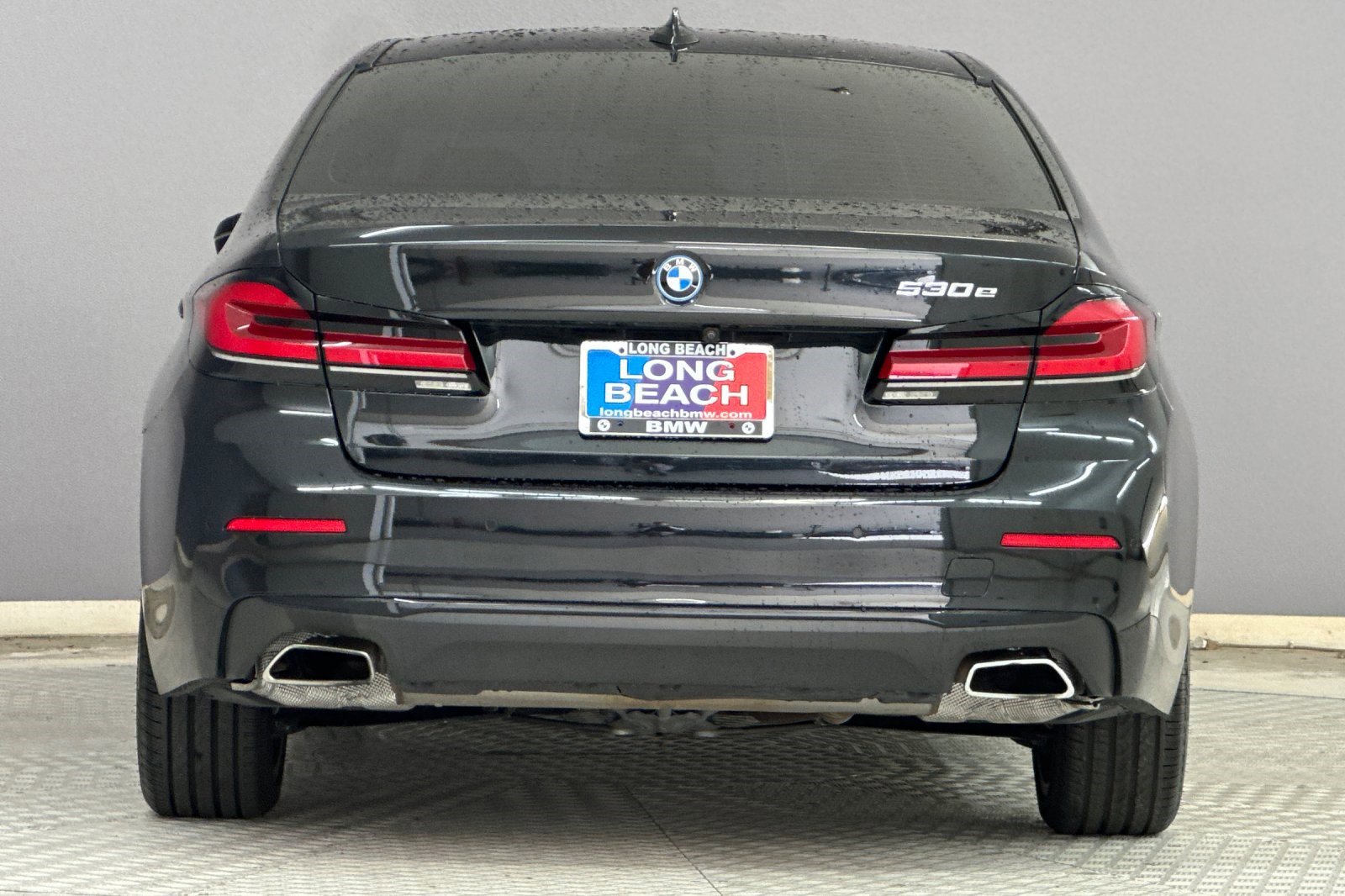 Certified 2023 BMW 530e w/ Convenience Package RWD image 10